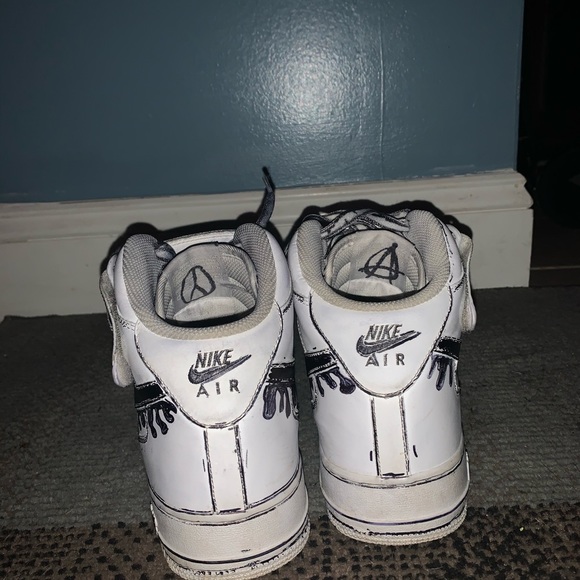 SOLD - Picture 5 of 7